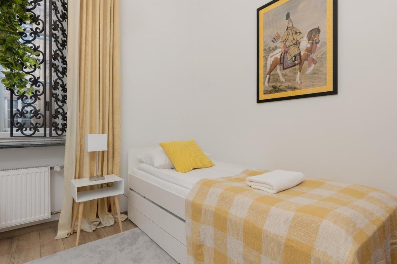Family Apartment Freta Warsaw Old Town By Noclegi Renters Bagian luar foto